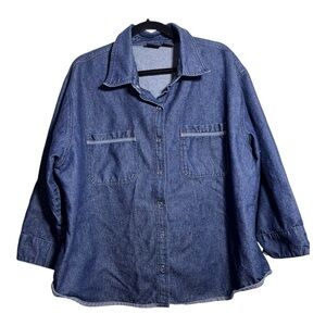 QUIZZ WOMAN‎ & CO Denim Button-Up Blouse with Silver Metallic Throughout Size 22